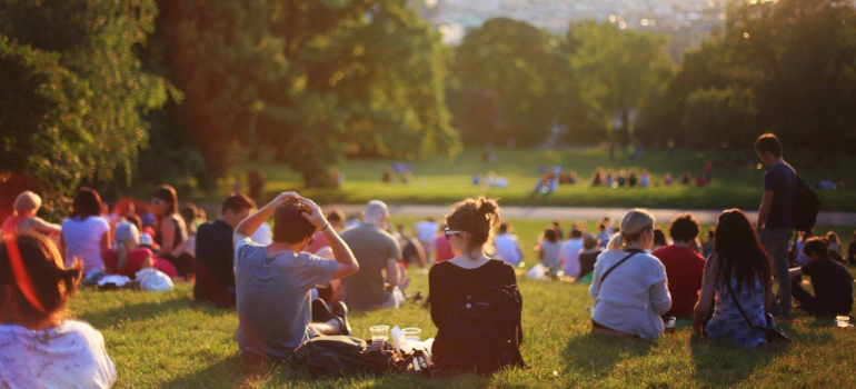 People in the park 