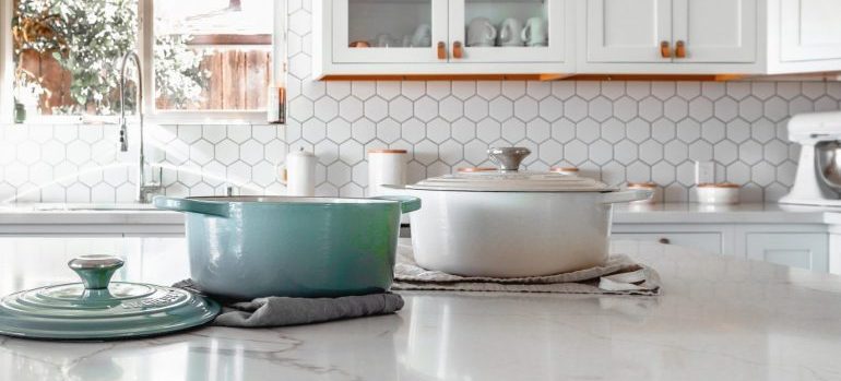 pots on a kitchen counter