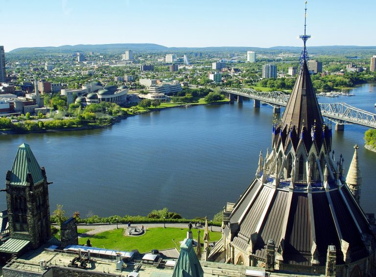 There are thousand of reasons to consider moving to Ottawa, you just must find yours.
