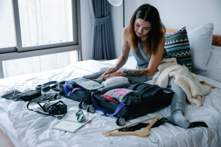 Girl packing for her next move