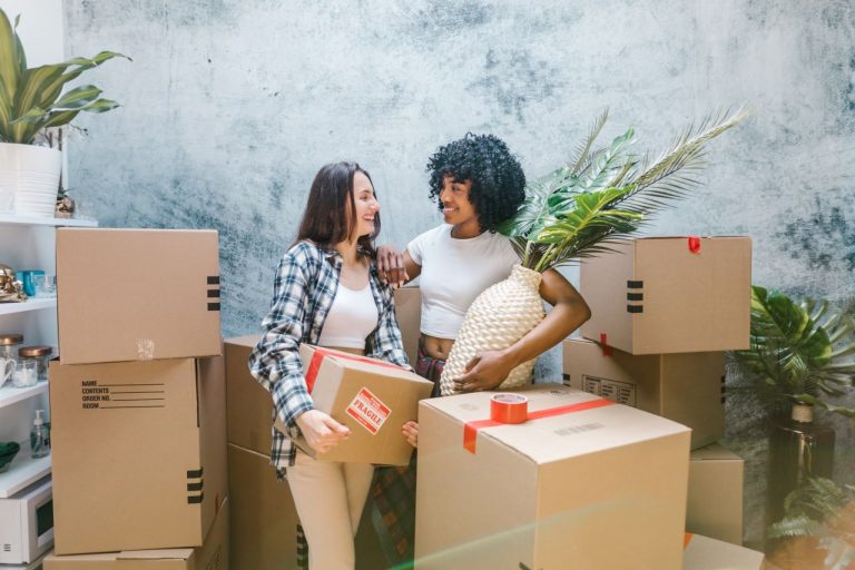 two women moving to Belleville
