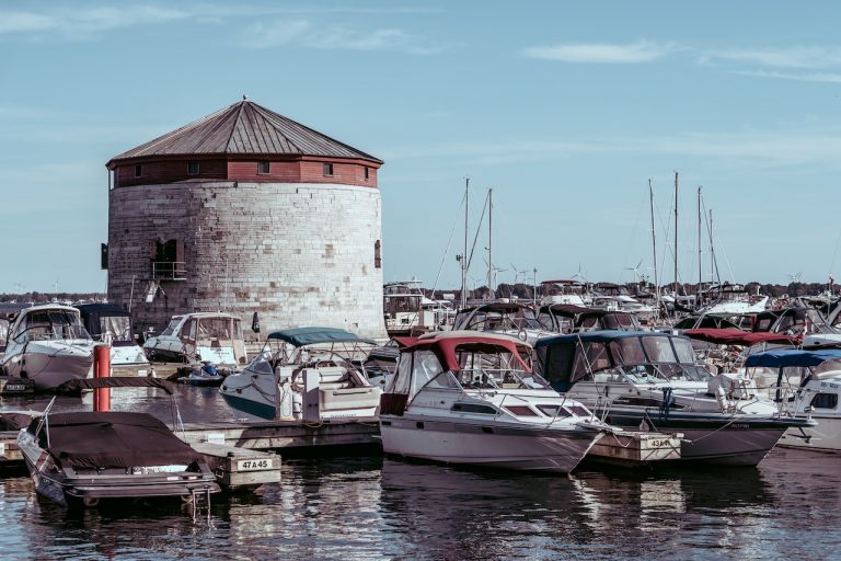 The view of a boat pier in Kingston