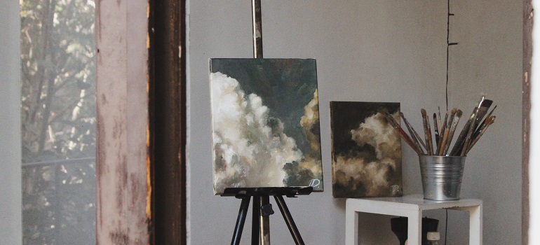 supplies of a someone who who knows how you move your art studio in Toronto