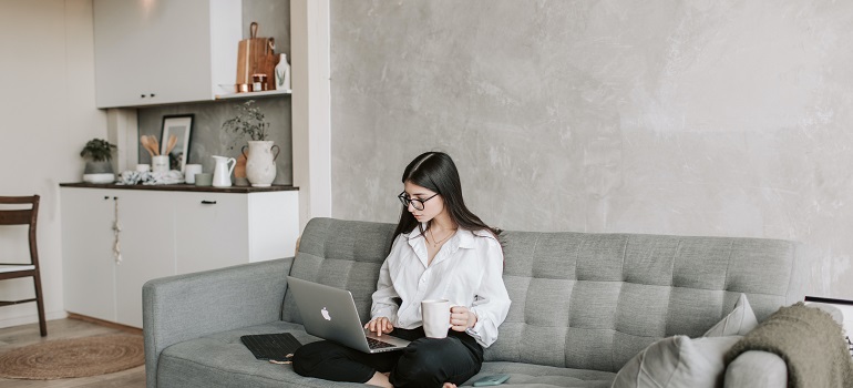 a girl using a laptop
