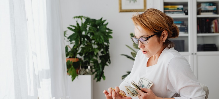 a woman moving from Bradford to Brampton on a budget
