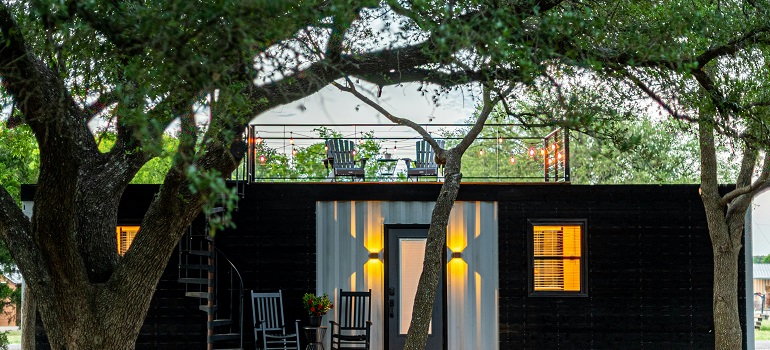 a tiny home in Toronto 
