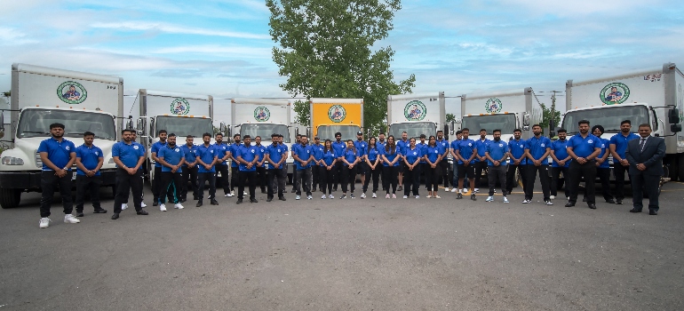 professional movers Canada team 