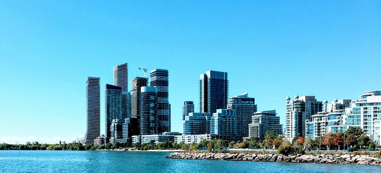 a lovely view of clear skies, which is one of the main Enjoy your new home city - there are so many reasons to relocate to Etibiocoke!