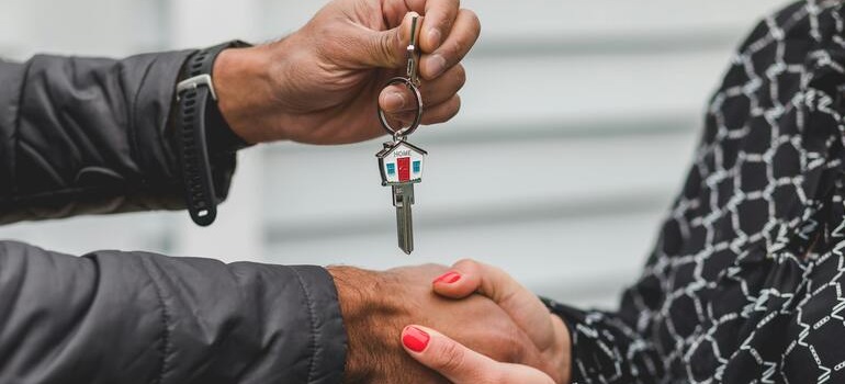 people discussing rental deals in Mississauga this fall
