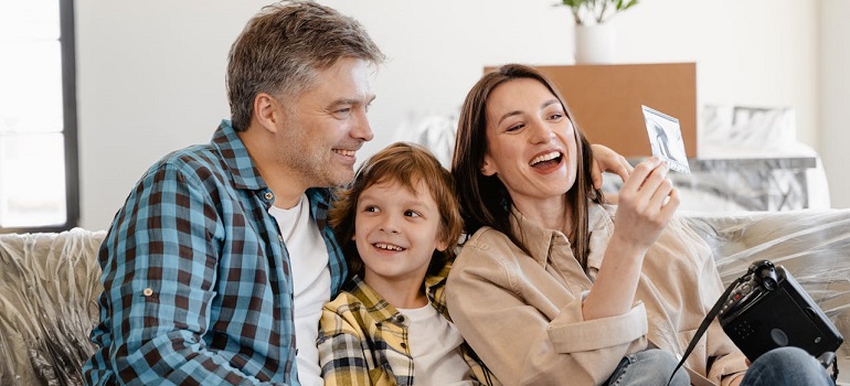 parents helping your kids get used to the Brampton lifestyle