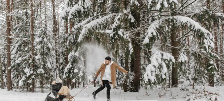 a family playing outside when winter move from Scarborough to Ottawa