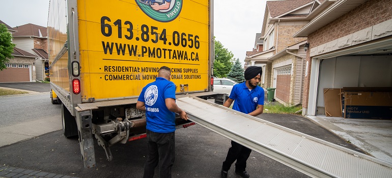movers who can help you when moving your private practice from Mississauga to Toronto.