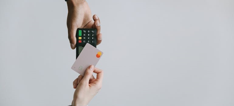 Contactless payment under consumer rights in Canada.