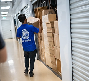 Secure Storage for Townhouse Timelines